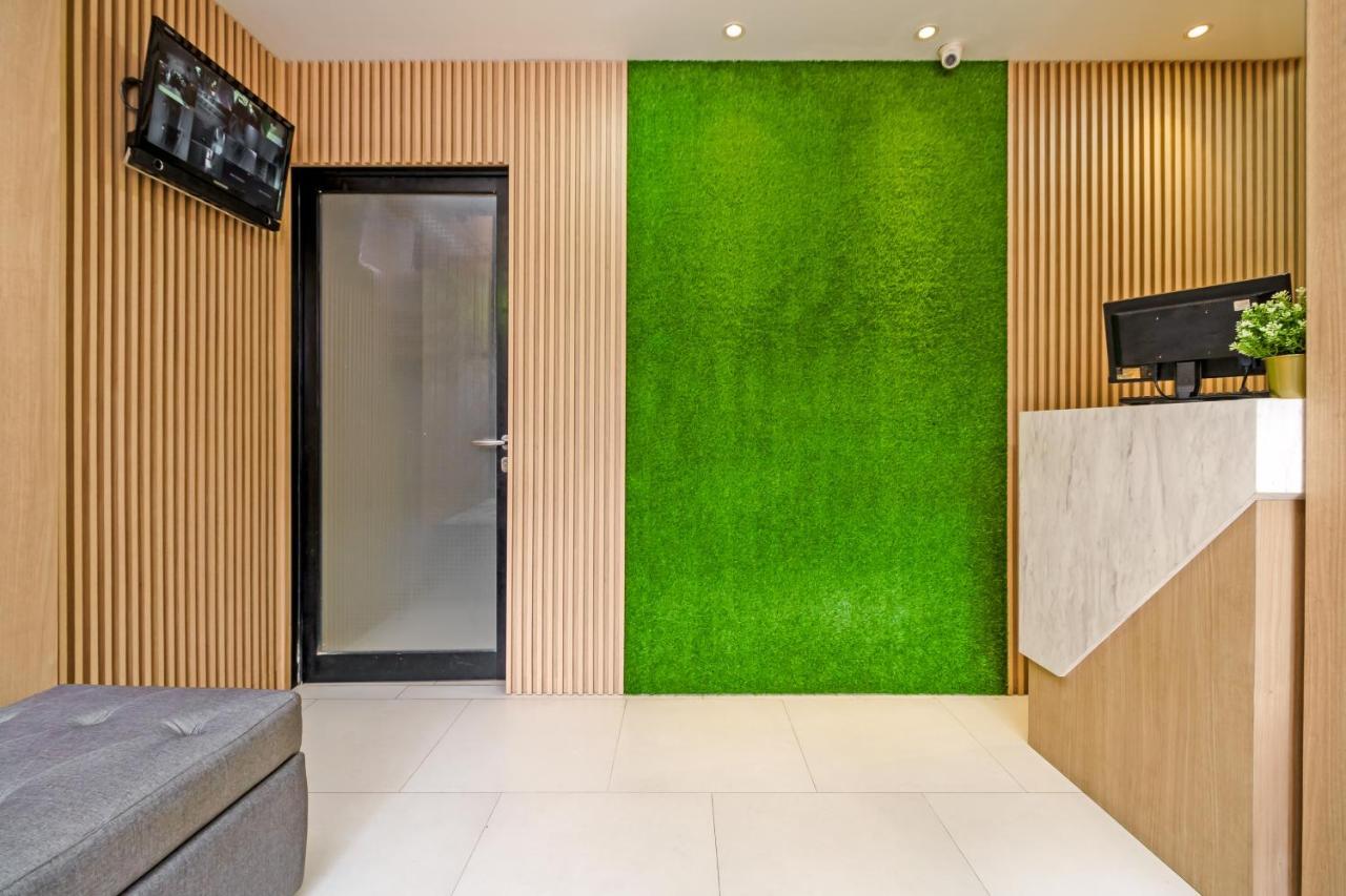 Env Room Jakarta Exterior foto